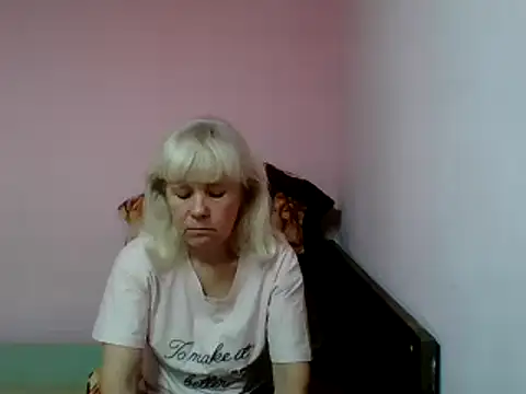 Snapshot of sakura_blonde chatting on 03.05.25 sakura blonde online show from 03.05.25