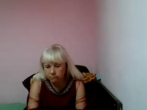 Snapshot of sakura_blonde chatting on 03.11.25 sakura blonde online show from 03.11.25