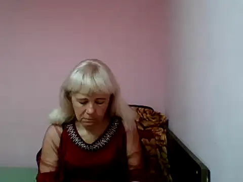 Snapshot of sakura_blonde chatting on 03.12.25 sakura blonde online show from 03.12.25