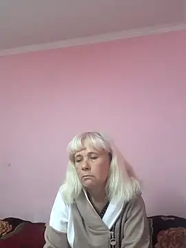 Snapshot of sakura_blonde chatting on 09.26.25 sakura blonde online show from 09.26.25