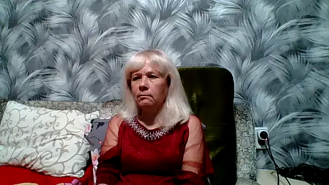 sakura blonde online show from 11.22.25