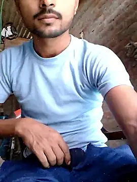 Snapshot of Suraj223kumar chatting on 06.05.26 Suraj223kumar online show from 06.05.26