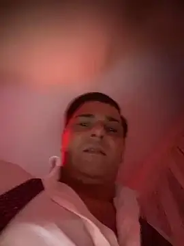 SecretlyDD online show from 02.06.25