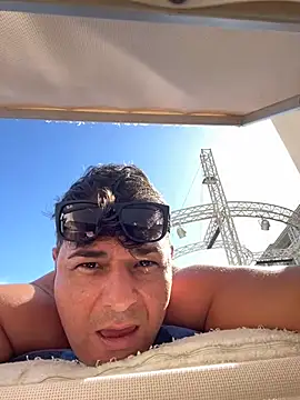 SecretlyDD online show from 02.24.25