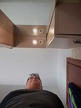 SecretlyDD online show from 03.20.25