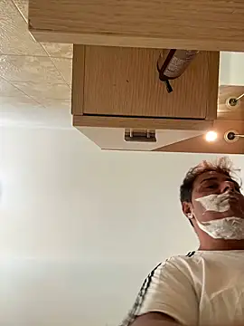 SecretlyDD online show from 10.01.25