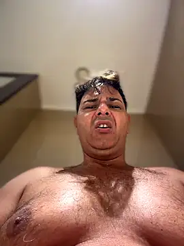 Snapshot of SecretlyDD chatting on 02.28.26 SecretlyDD online show from 02.28.26