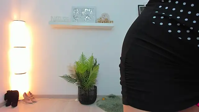 Snapshot of Julya_Anna chatting on 01.25.25 Julya Anna online show from 01.25.25