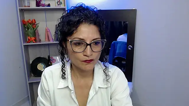 arianna ros3 online show from 02.01.25