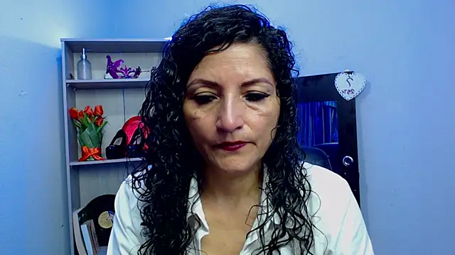 arianna ros3 online show from 03.18.25