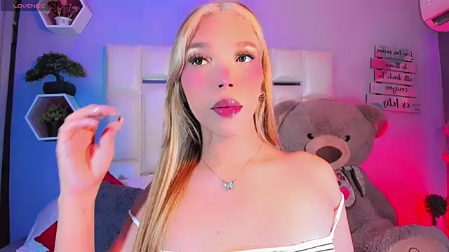 Aileen 18 online show from 09.21.25