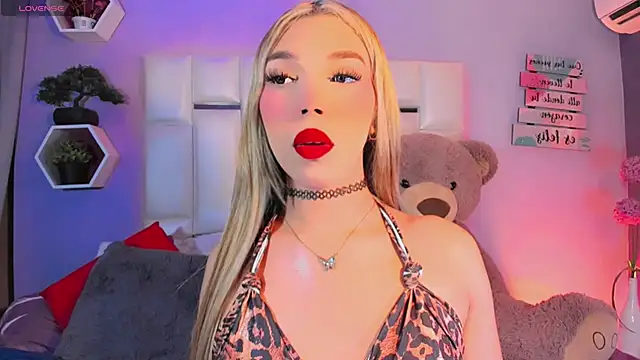 Aileen 18 online show from 10.10.25