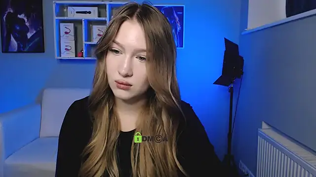 Snapshot of playful_sophie chatting on 09.29.25 playful sophie online show from 09.29.25