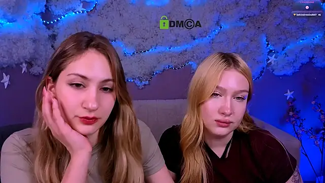 playful sophie online show from 06.10.26