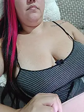 Paolaa hoot online show from 06.23.26