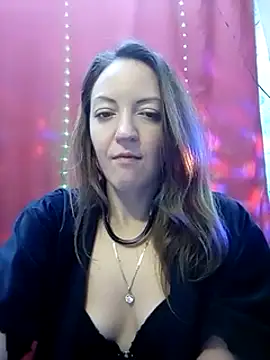 Snapshot of KattyLuuu chatting on 12.22.24 KattyLuuu online show from 12.22.24