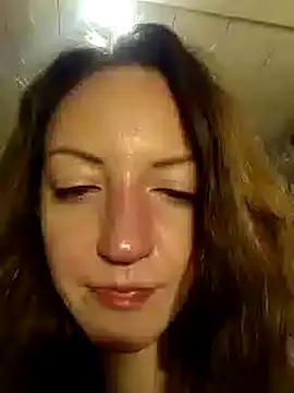 Snapshot of KattyLuuu chatting on 12.27.24 KattyLuuu online show from 12.27.24
