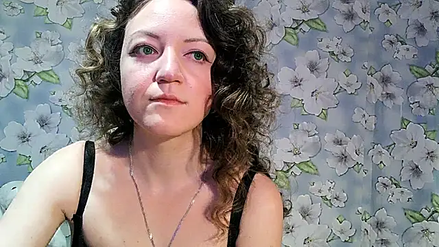 Snapshot of KattyLuuu chatting on 01.08.25 KattyLuuu online show from 01.08.25
