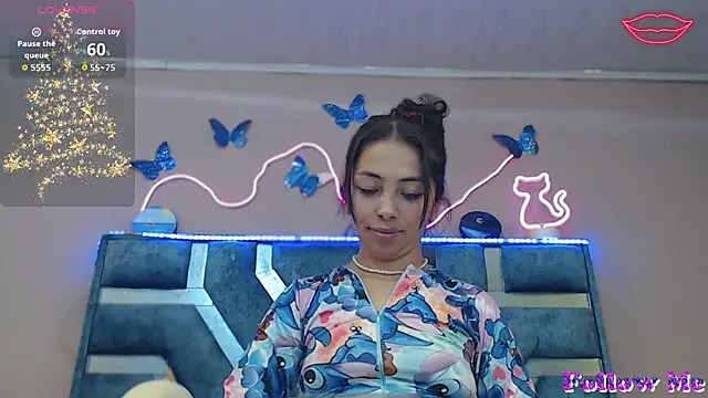 Roxan Fox- online show from 12.15.25