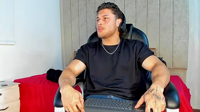 jeicob gagnon online show from 10.03.25