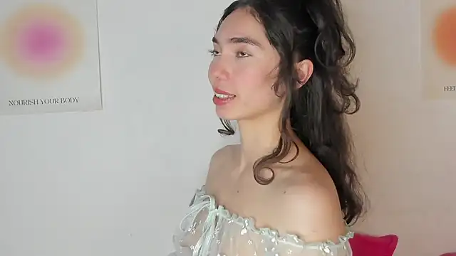 Snapshot of Ana_is_from_Heaven chatting on 11.07.25 Ana is from Heaven online show from 11.07.25