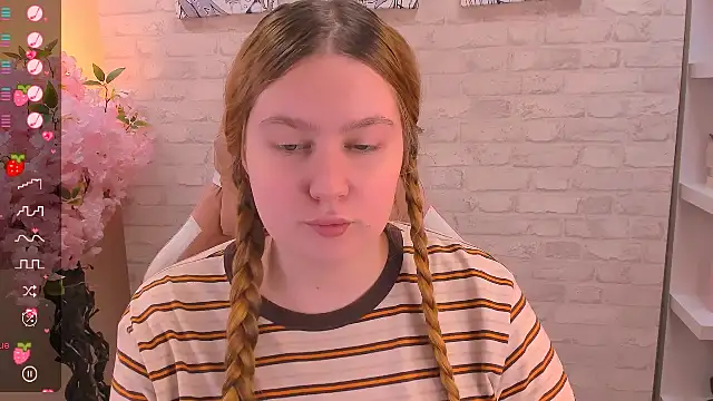 Ellie Wellie online show from 11.10.25