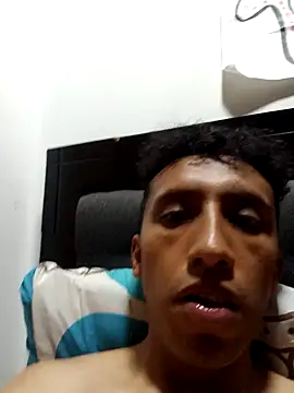Snapshot of Alex-col chatting on 01.21.25 Alex-col online show from 01.21.25