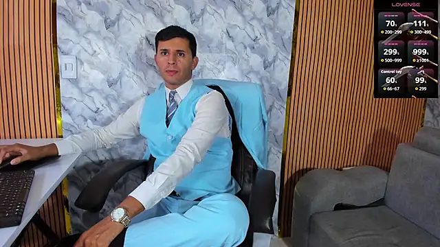 Hideintheoffice online show from 09.19.25