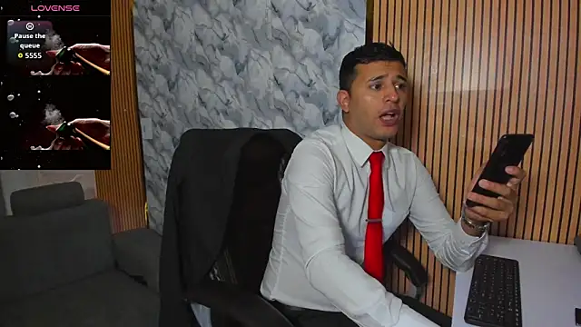 Hideintheoffice online show from 12.17.25