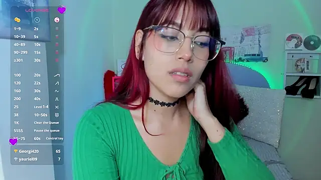 Snapshot of Fresita_Rosita chatting on 01.25.25 Fresita Rosita online show from 01.25.25