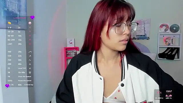 Snapshot of Fresita_Rosita chatting on 02.11.25 Fresita Rosita online show from 02.11.25