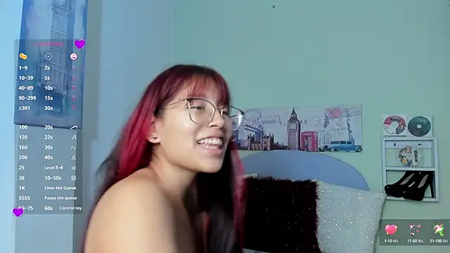 Snapshot of Fresita_Rosita chatting on 02.13.25 Fresita Rosita online show from 02.13.25