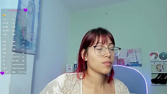 Snapshot of Fresita_Rosita chatting on 03.14.25 Fresita Rosita online show from 03.14.25