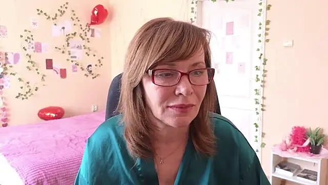 Miss Moren online show from 03.27.26
