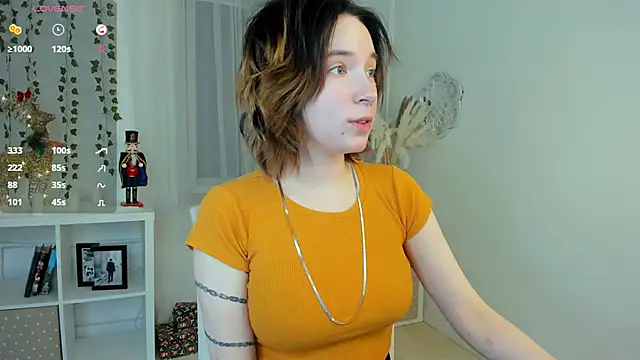 lilithlunna online show from 12.28.24