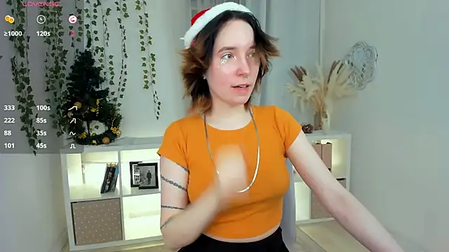 lilithlunna online show from 01.04.25