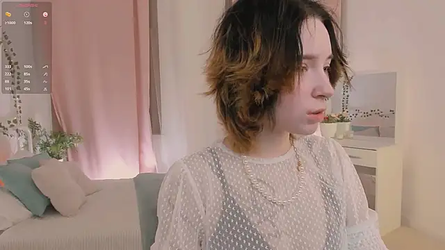 lilithlunna online show from 01.15.25