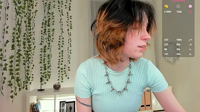 lilithlunna online show from 01.21.25