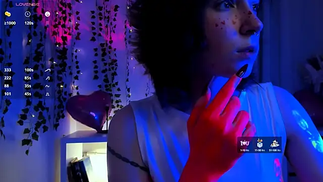 lilithlunna online show from 02.16.25