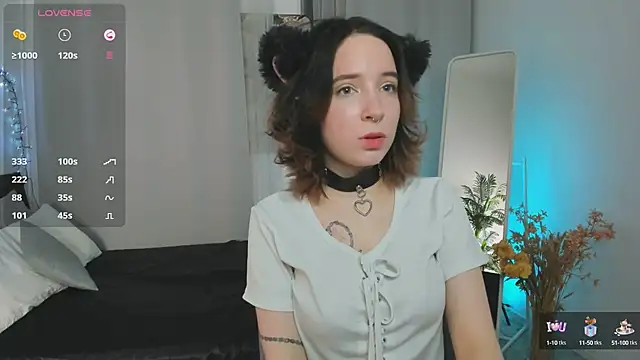 lilithlunna online show from 03.04.25