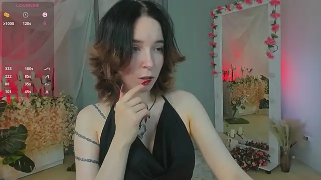 lilithlunna online show from 03.05.25