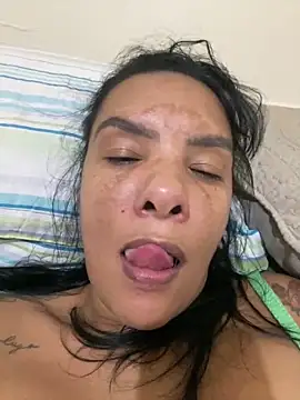 briannaa557 online show from 12.31.24