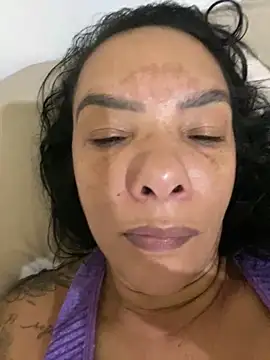 briannaa557 online show from 01.10.25