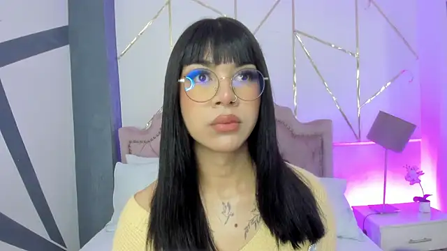 RoseCassie online show from 01.20.25