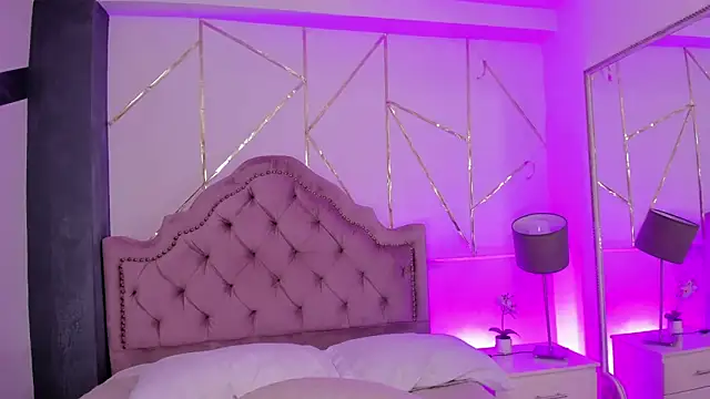 RoseCassie online show from 01.27.25