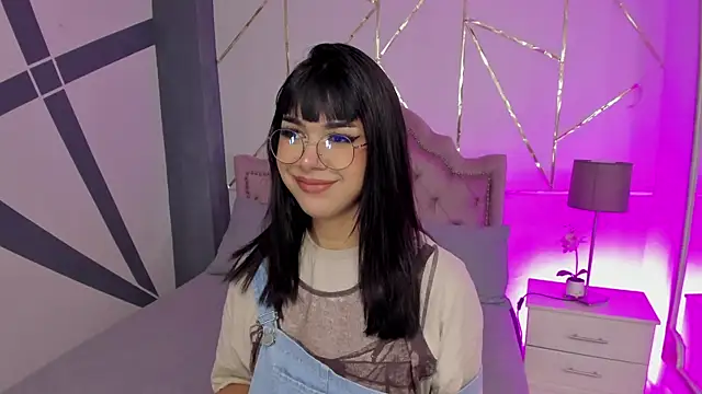 RoseCassie online show from 02.04.25