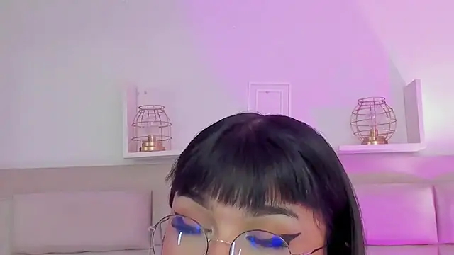 RoseCassie online show from 02.20.25