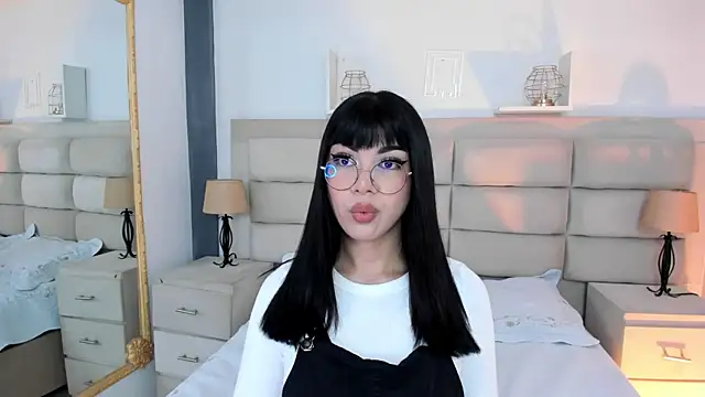 RoseCassie online show from 03.05.25