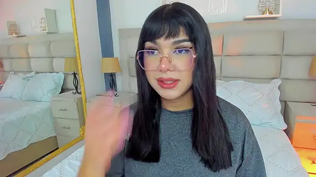 RoseCassie online show from 03.21.25