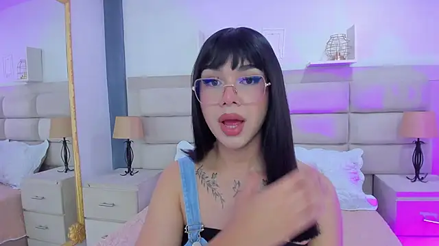 RoseCassie online show from 03.22.25